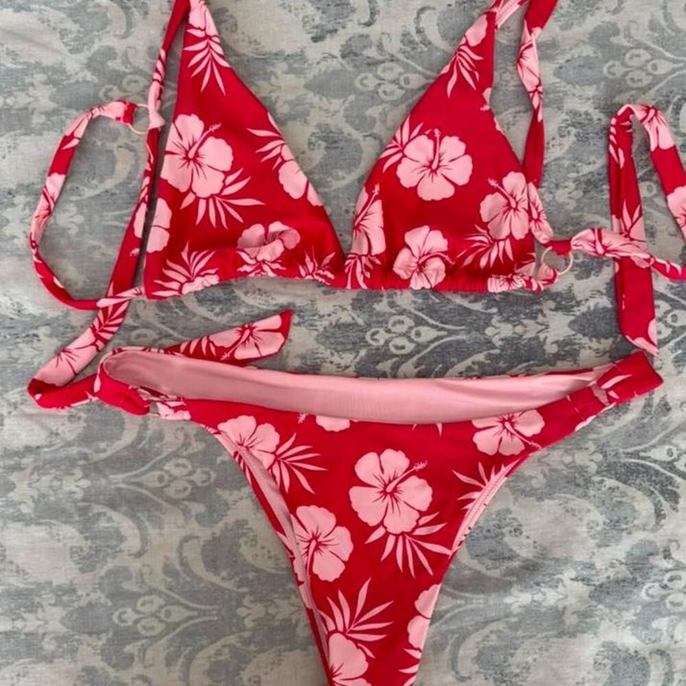 Tillys Women's Red and Pink Bikinis-and-tankini-sets